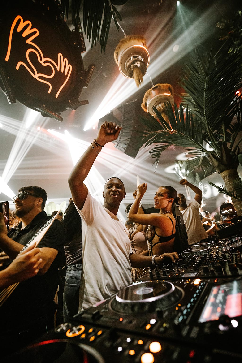 Crowd Lift - Shimza live photography