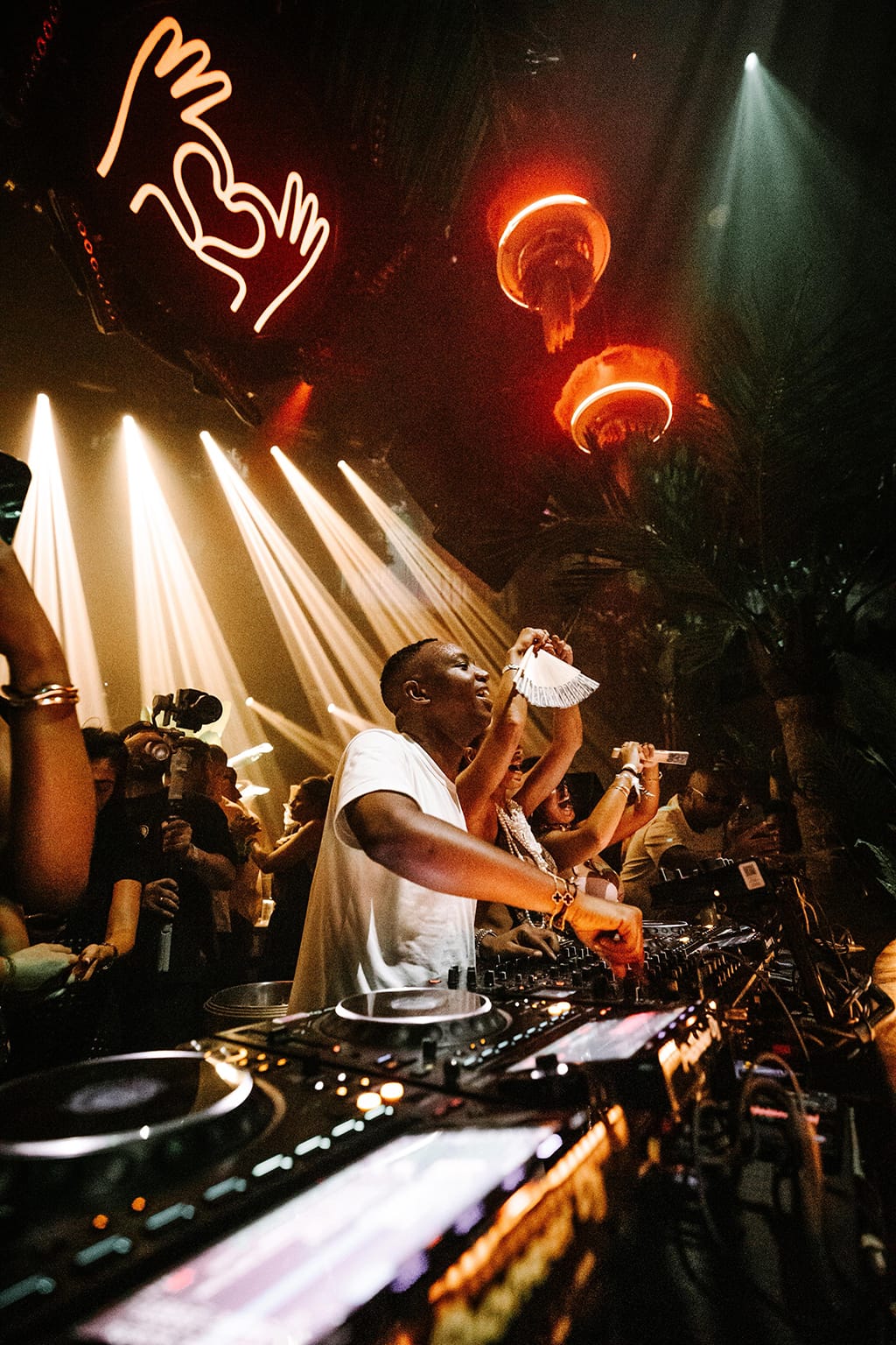 Live Signal 004 - Shimza live photography