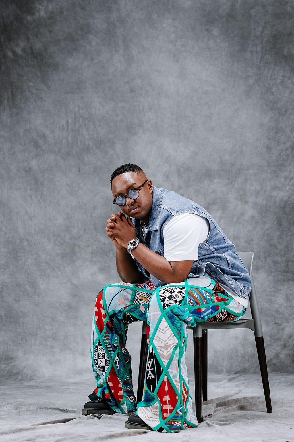 Editorial Frame 107 - Shimza editorial photography