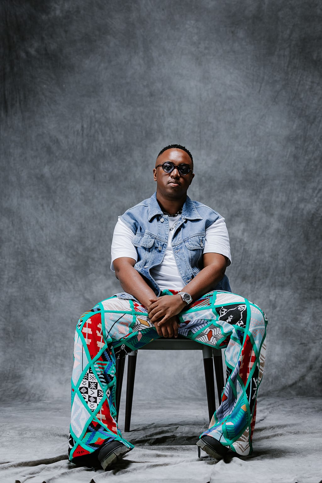 Editorial Frame 108 - Shimza editorial photography