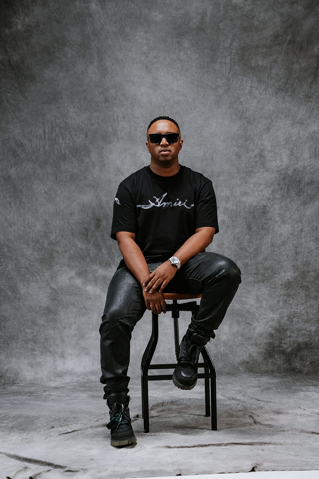 Editorial Frame 131 - Shimza editorial photography