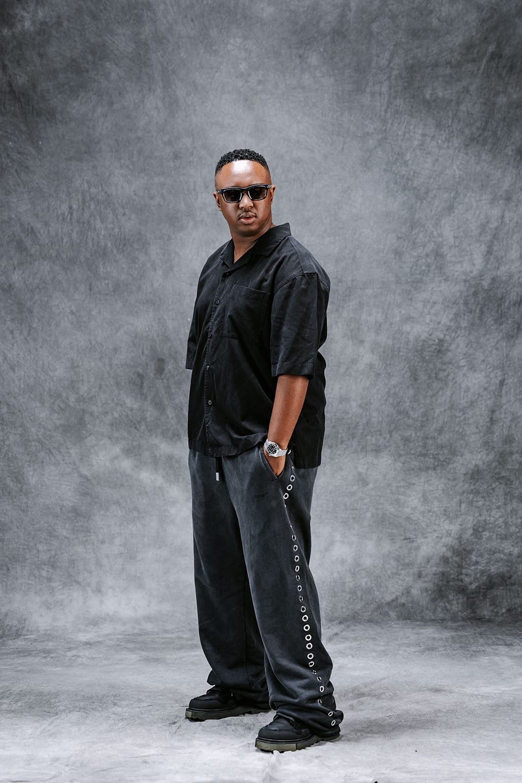 Editorial Frame 134 - Shimza editorial photography